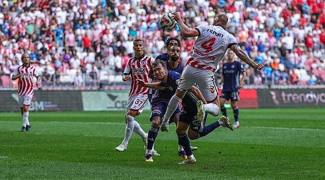 Samsunspor Lig'deki İlk Mağlubiyetini Aldı 1-2