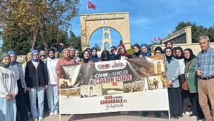 Canikli gençlerimizi şehitler diyarı Çanakkale'yle buluşturuyoruz