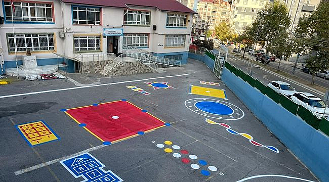 Okul Bahçeleri Büyükşehir İle Güzelleşiyor