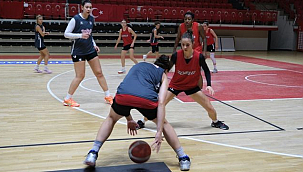 Samsun Zorlu Koleji, Yalova VIP Maçı Hazırlıklarını Sürdürüyor