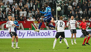 Samsunspor, Legia Varşova'yı Deplasmanda Devirdi