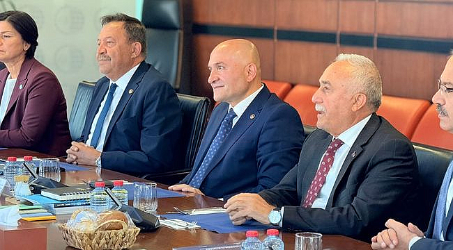 Usta'dan Ankara'da Ticaret ve Sanayi Odaklı Ziyaretler