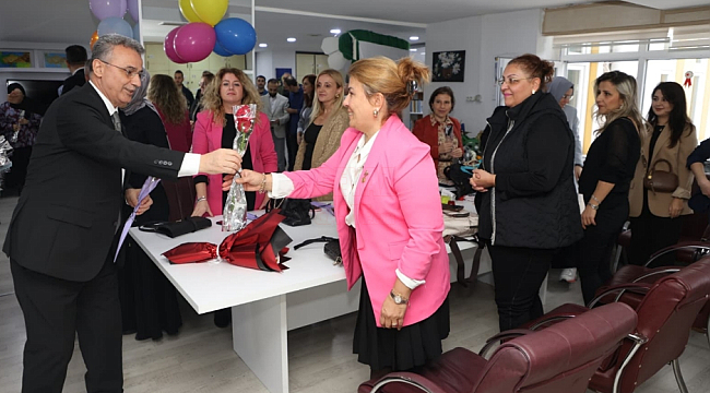 Öğretmenlerimizin Emeği Geleceğimizin Teminatıdır