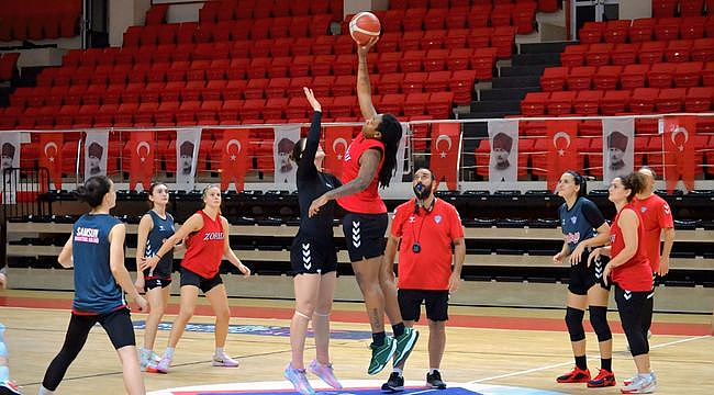 Zorlu Koleji Samsun Basketbol'da Burhaniye Mesaisi Sürüyor