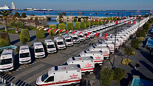 Ambulanslar İl Sağlık Müdürlüğüne Teslim Edildi