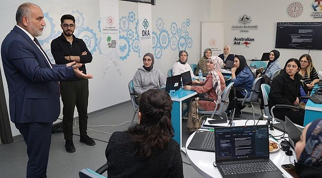 Canik'te Kadınlar Yapay Zekâ İle Geleceğe Hazırlanıyor