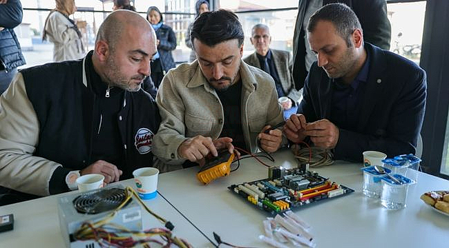 İlkadım'da Elektronik Atıklar Tamirle Hayat Buldu