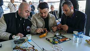 İlkadım'da Elektronik Atıklar Tamirle Hayat Buldu