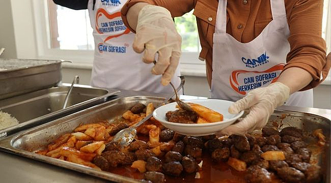 Uygun Fiyatlı Yemekler Can Sofrası'nda