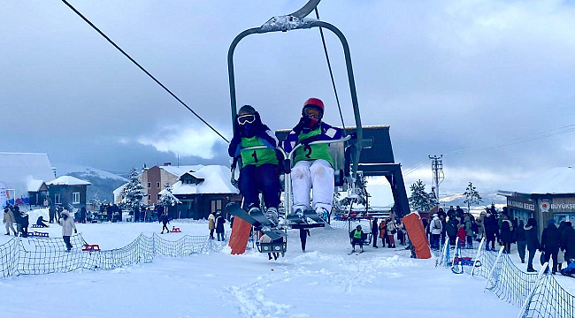 AKDAĞ KAYAK MERKEZİ'NE YOĞUN İLGİ