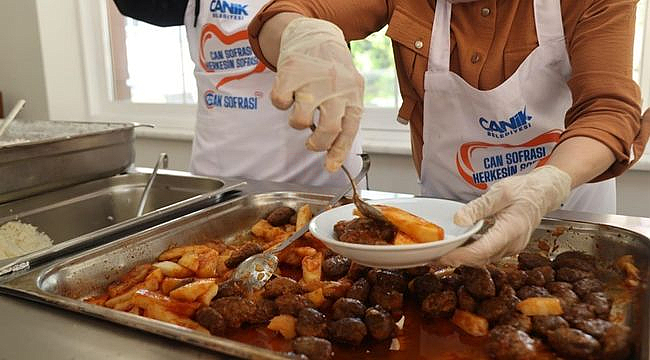 Can Sofrası'nda Şehit Yakınları ve Gazilere Yüzde 30 İndirim