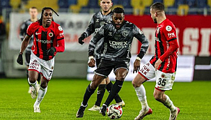 Gençlerle Puanları Paylaştılar 1-1