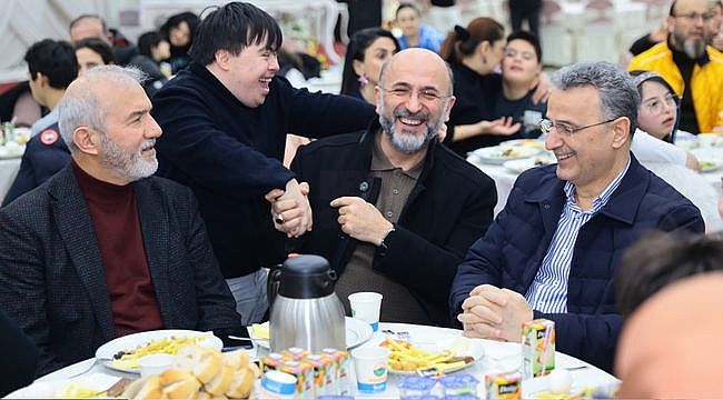 Özel Çocuklarımızın ve Ailelerinin Yanındayız