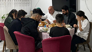 Başkan Sandıkçı'dan 'Çat Kapı' İftar