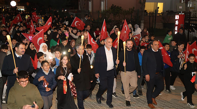 Canik'te Ramazan'ın Gelişi Fener Alayıyla Karşılandı