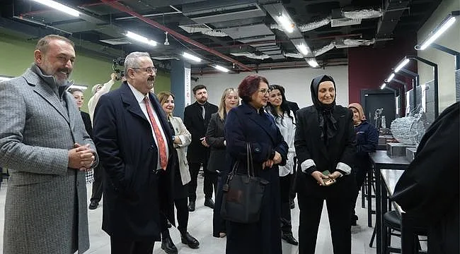 Metalden Sanata Atölyesi’nde Dönüşüm Süreci Yerinde İncelendi