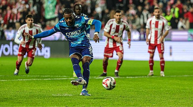 Samsunspor Antalya'da Ağır Darbe Aldı 3-1