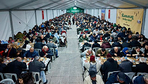 Büyükşehir Belediyesi Binlerce Kişiyi İftar 