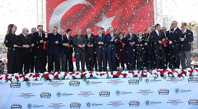 Samsun'a Yakışır Muhteşem İstiklal Meydanı Açıldı