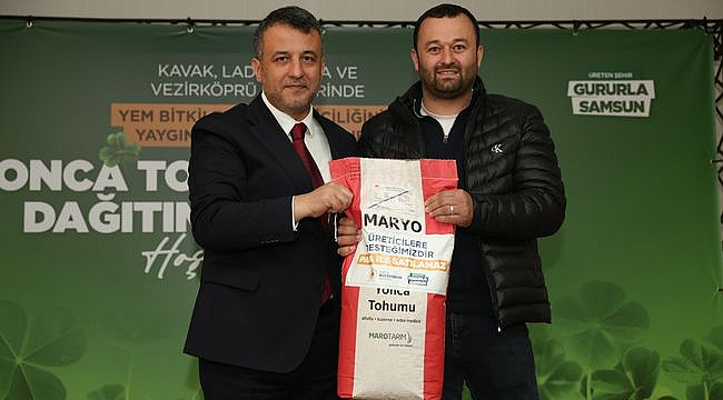 Büyükşehir'den Üreticiye Yonca Tohumu Ve Gübre Desteği
