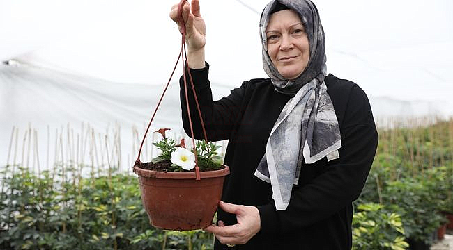 Büyükşehir Desteğiyle Ev Hanımları Kendi İşinin Patronu Oluyor