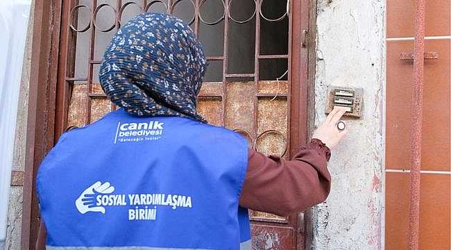 Canik Belediyesi Kapı Kapı Gönüllere Ulaşıyor