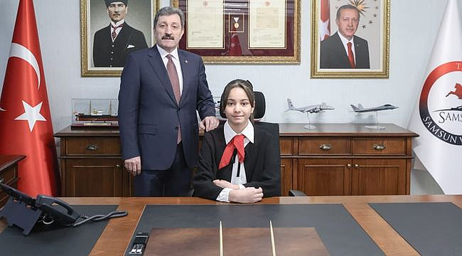 Diclenur Karahisar Valilik Koltuğunda