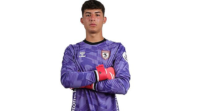 Samsunspor Akademisi Kalecisi Efe Yiğit Üstün'e U18 Millî Takım'ında 