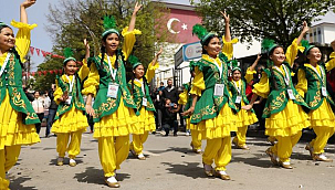 Türk Dünyası Çocukları İkinci Kez Samsun'da Buluşuyor