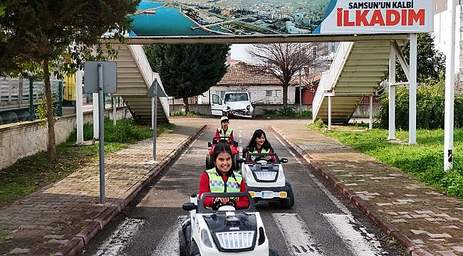 İlkadım'da Minikler Trafik Kurallarını Öğreniyor