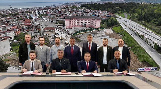 Kentsel Dönüşümde Müteahhit Firmalar İle İmzalar Atıldı
