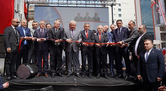 Miting Gibi Açılış!...