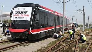Yeni Tramvaydan İlki Samsun'a Getirildi