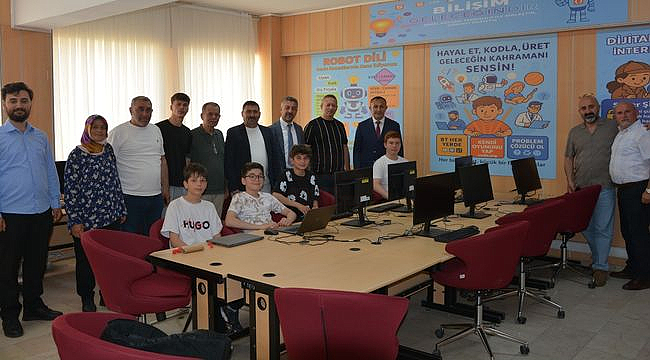 Rumeli Dernekleri Federasyonu'ndan BTS Odası Ortaokuluna Ziyaret