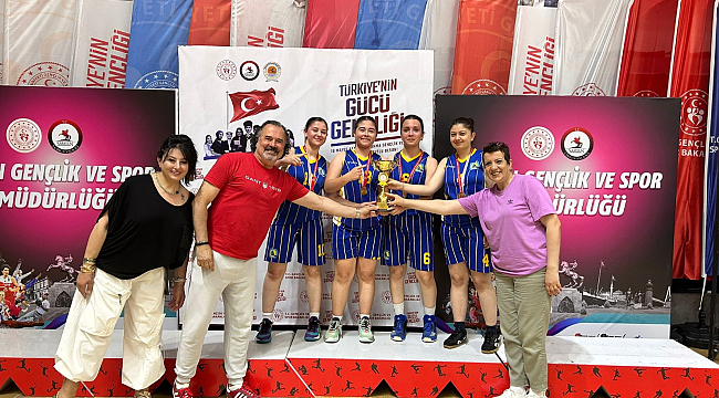 Samsun'da Okul Sporları Genç B Kız - Erkek 3x3 Basketbol İl Birinciliği Sona Erdi