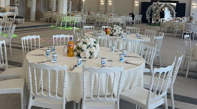 Yüksek Maliyetler Gençleri Salon Düğününden Uzaklaştırdı