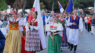 36. Uluslararası Samsun Halk Oyunları Festivali Başladı