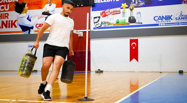 Canik'te Gençler Parkurun Tozunu Dumana Katıyor