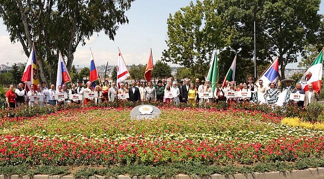 Halk Oyunları Ekipleri Başkan Doğan'ı Ziyaret Etti