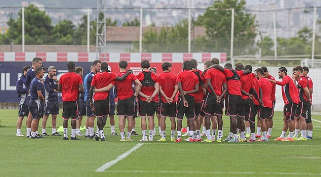 Samsunspor'un Hollanda Kamp Kadrosu Belli Oldu!