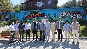 Başkan Sandıkçı SAMSİAD'ı Ağırladı: Projeler Alkışları Topluyor!