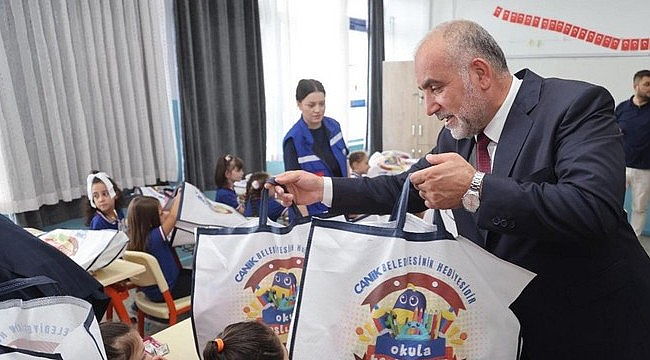 Bu Yıl Da Tüm Öğrencilerin Çanta Ve Kırtasiye Seti Canik Belediyesi'nden!