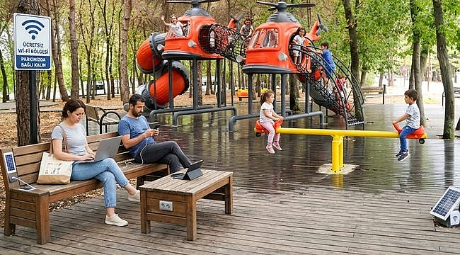 Canik'in Parklarında Ücretsiz İnternet Hizmeti!