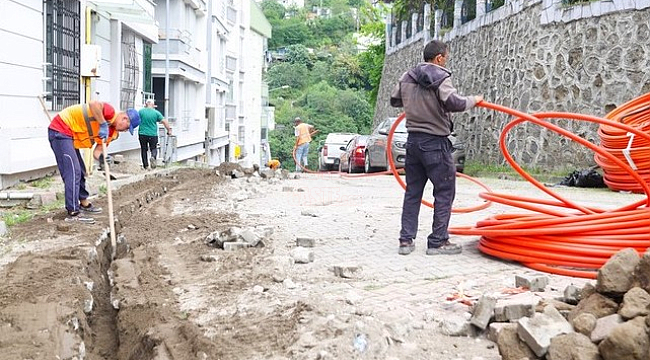 Canik'te Yatırımlar Hız Kesmiyor: 20 Bin Hane Fiber İnternete Kavuşuyor!