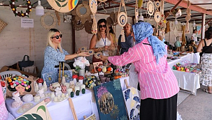 Kadınlar El Emeği Ürünlerini Sergiliyor: Kadın Emeği Festivali Başladı!