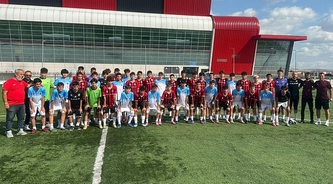 Karasamsunspor'dan Çorum'da Güçlü Prova!