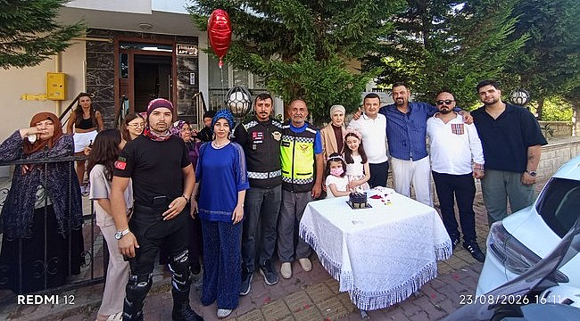 Lösemiyi Yenen Berra'ya Balonlu Kutlama!