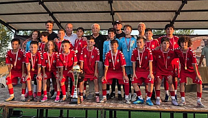 Samsun Kadıköyspor Çorum'da Tüm Maçlarını Kazanarak Şampiyon Oldu!