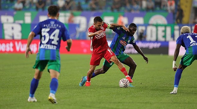 Samsunspor Rize'den Galibiyetle Dönüyor!