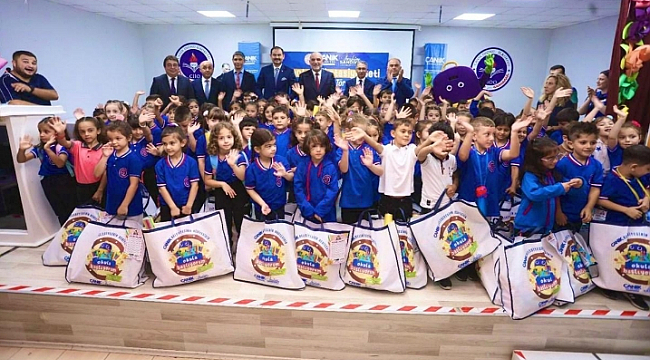 Tüm Öğrencilerin Çanta ve Kırtasiye Seti Canik Belediyesi'nden!